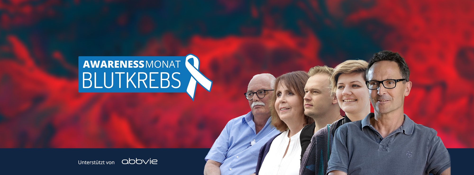 Vier Personen stehen gestaffelt nebeneinander, es sind Menschen mit Blutkrebs, daneben das Logo zum Awareness-Monat Blutkrebs im September